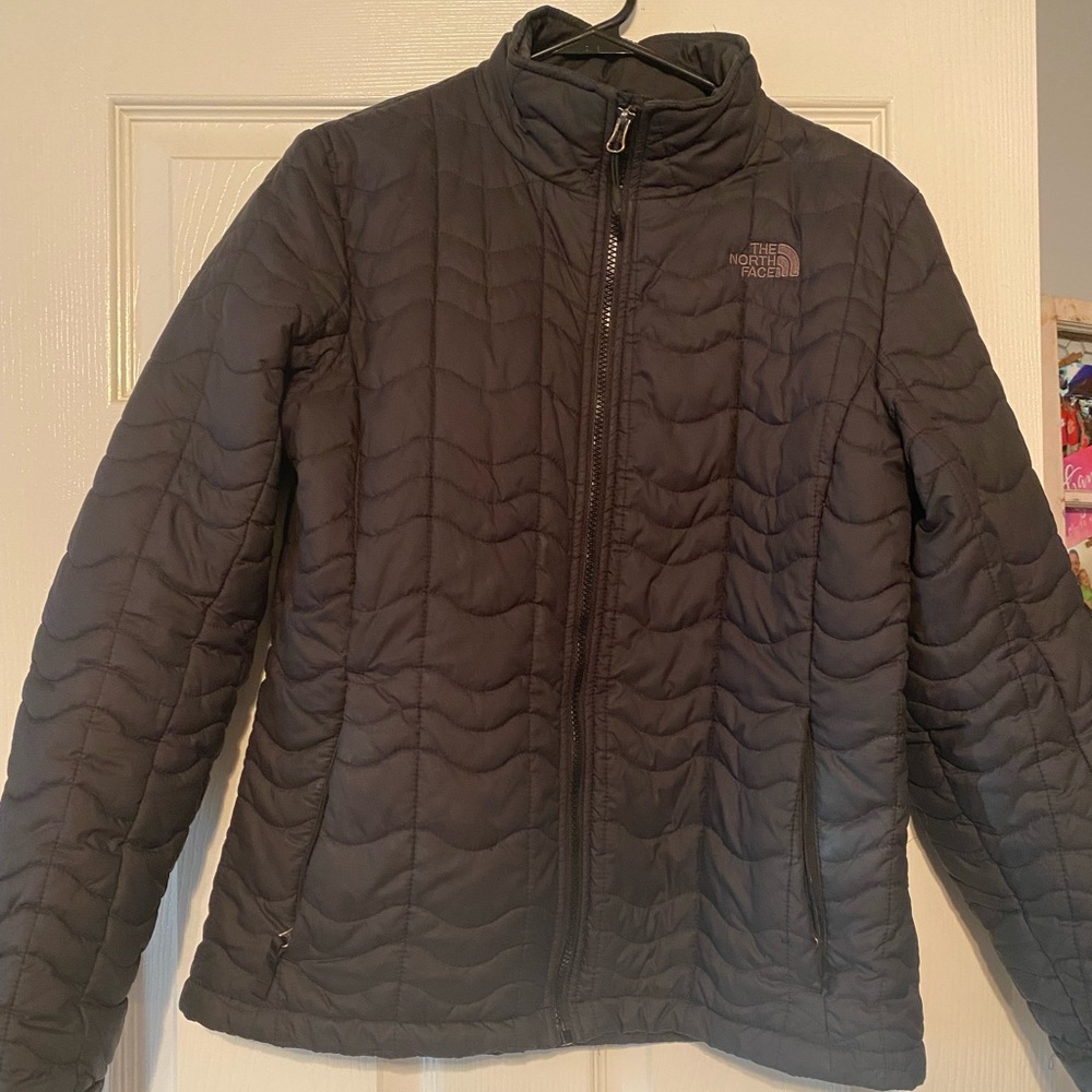 Women’s Large Northface Quilted Puffer Jacket